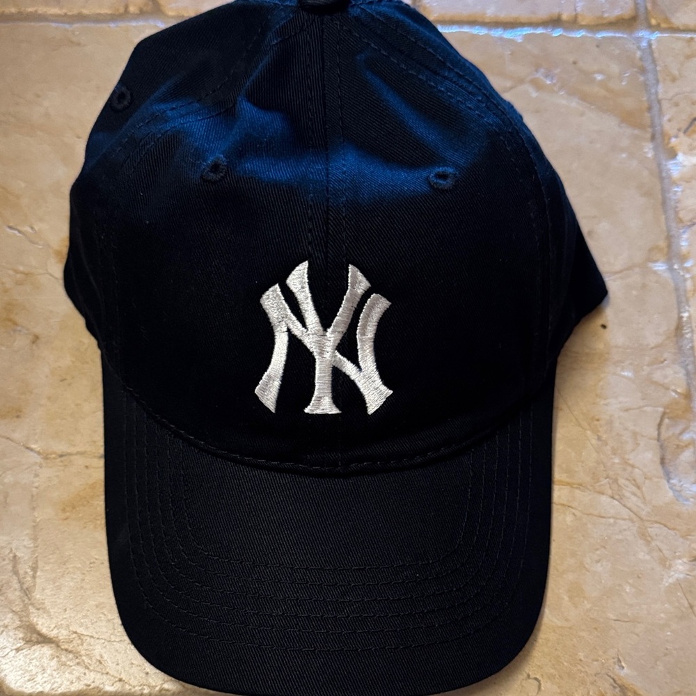 Black Baseball Cap with Silver Logo